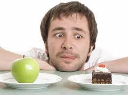 میل به شیرینی‌ها نه تنها به چاقی و بیماری‌‎های متابولیک منجر می‌شود، بلکه با روان افراد بازی کرده و اراده‌ی آن‌ها را سست می‌کند. در این نوشتار راه‌های کنترل میل به شیرینی‌ها را بررسی می‌کنیم.